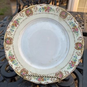 Black Knight Patricia Salad Plate